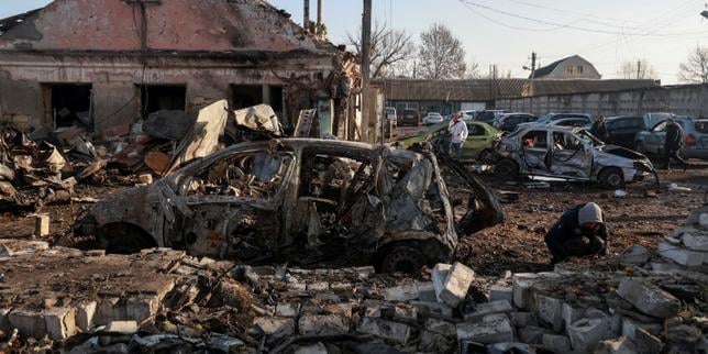 EN DIRECT, guerre en Ukraine : Donald Trump affirme qu’il « faudra bien » que Volodymyr Zelensky accepte le plan américano-russe