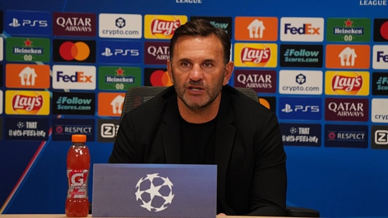 GALATASARAY HABERİ - Okan Buruk’tan transfer mesajı! “Takıma katılacak oyuncularda…”