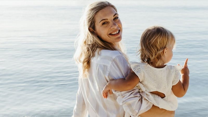 So happy mit ihrer neuen Familie - Die Trennung von Prinz Harry war  Chelsys Glück