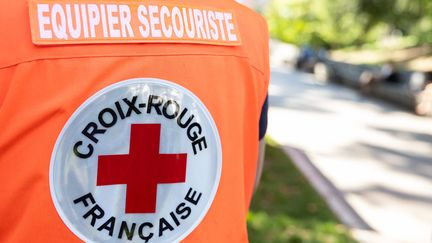 INTERVIEW. "On apprend à nos volontaires que la première chose à faire est de se mettre en sécurité" : comment les attentats du 13-Novembre ont conduit la Croix-Rouge à changer ses méthodes