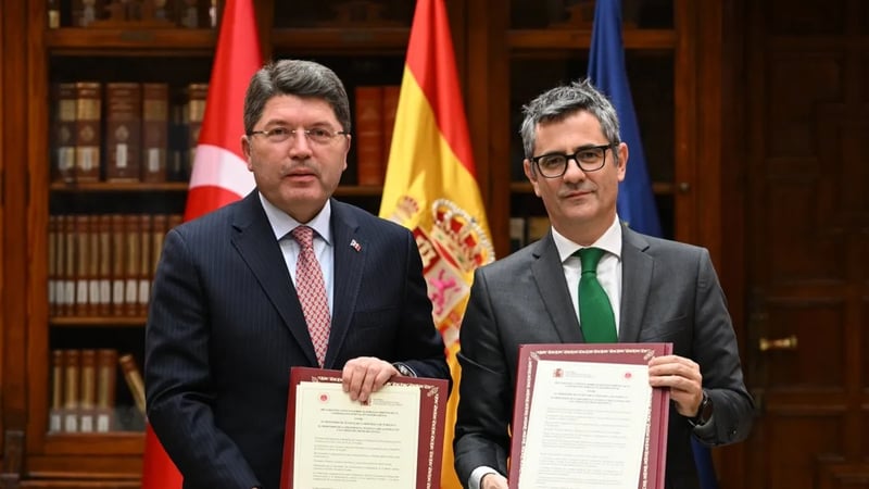 Bakan Tunç'tan "OECD 10. Küresel Yuvarlak Masa Toplantısı"na ilişkin paylaşım: Resmi davetimizi ilettik