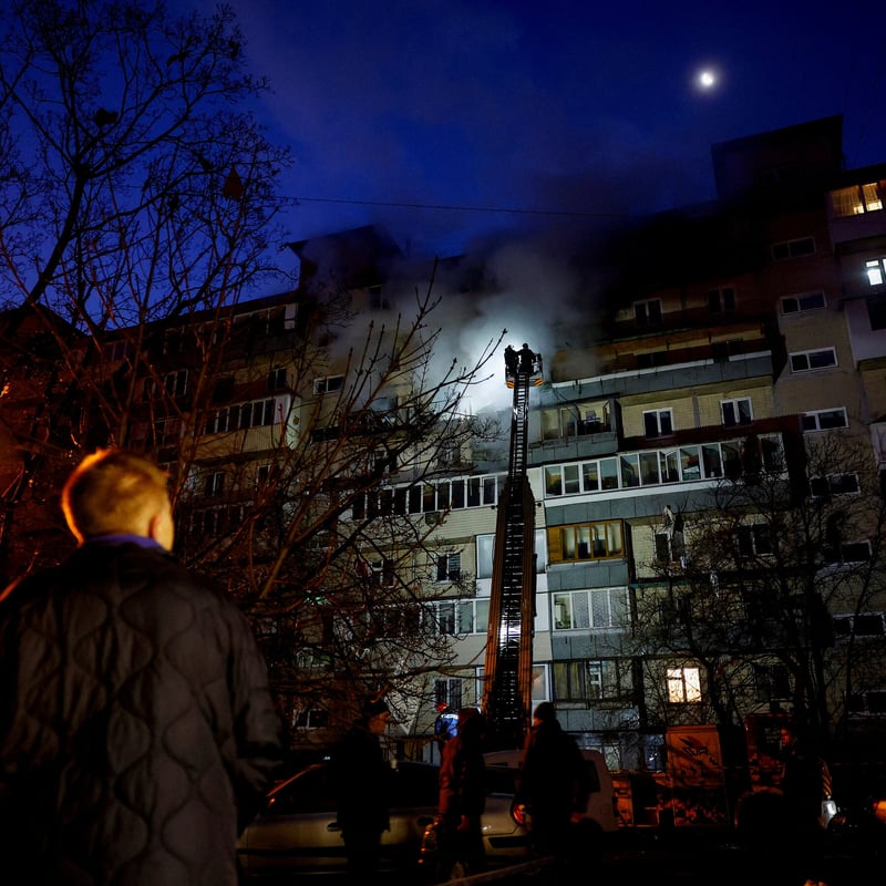 Russia Pummels Kyiv as It Torments Ukrainian Civilians