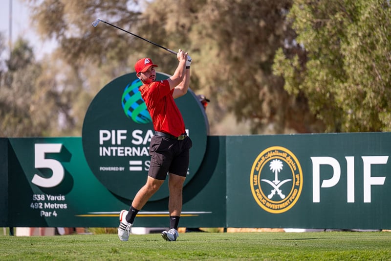 Josele Ballester se estrena a lo grande en el Asian Tour