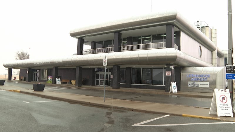 Transportation Safety Board investigating plane crash at Lethbridge Airport