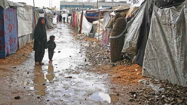 Gazze’de ateşkes çileyi bitirmedi: Çadırlar su altında kaldı
