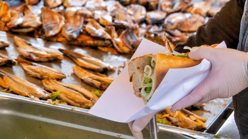 Ortaköy'deki facianın ardından uzman isim açıkladı: Sokaktan yenmeyecek 10 yiyecek!