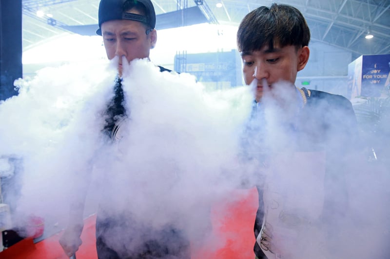 Can vaping help wean people off cigarettes? Anti-smoking advocates are sharply split