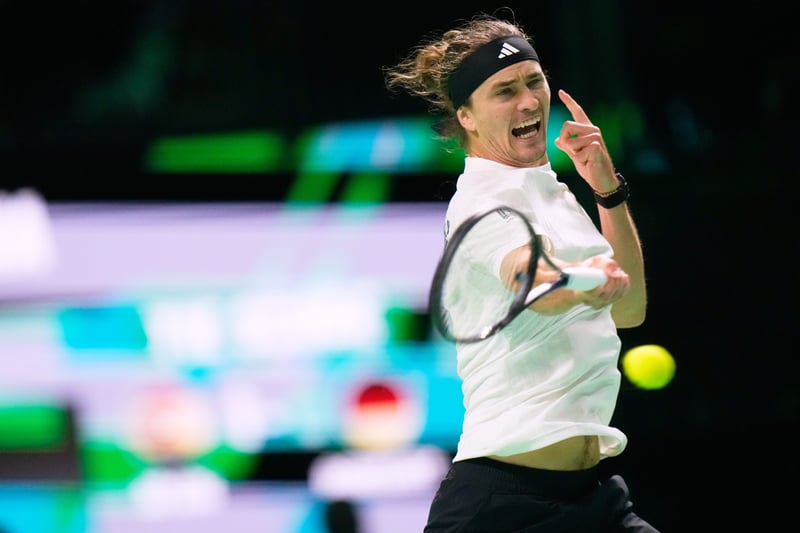 Sascha Zverev manda el desenlace de la semifinal al punto del dobles