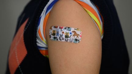Vaccination gratuite au collège dès 11 ans : la campagne s’élargit aux méningocoques ACWY