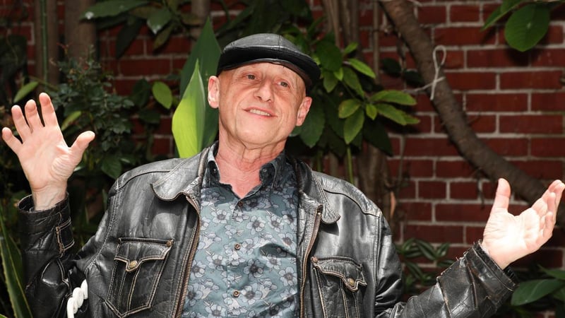 Muere Jorge ‘Ilegal’ Martínez, arrogante y fundamental