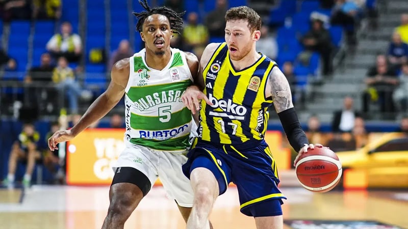 Fenerbahçe Beko ikinci yarıda açıldı!