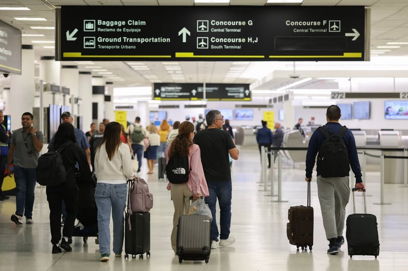 FAA plans to roll back flight restrictions at major airports imposed during shutdown