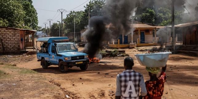 Guinée-Bissau : le président renversé est arrivé à Brazzaville ; un parti d’opposition dénonce un raid contre son siège dans la capitale