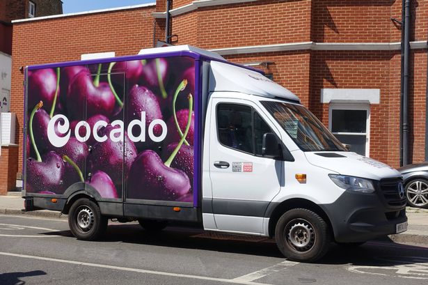 People still trying to figure out what 6-7 means as Ocado jumps on trend