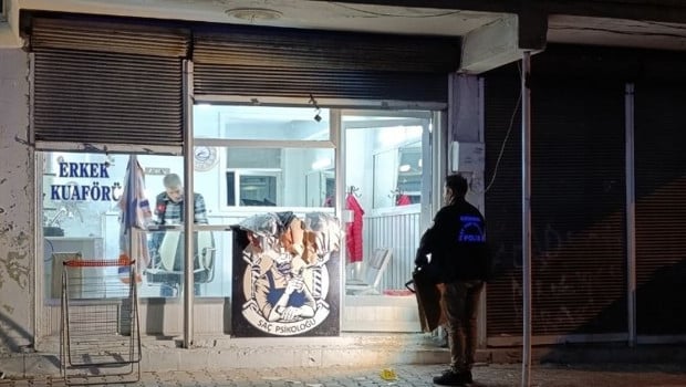 Berber dükkanında silahlı çatışma: 3'ü ağır 7 yaralı