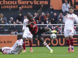 FC Lorient - OGC Nice. Avec Makengo et Pagis plutôt que Tosin et Karim ? Le groupe et la composition probable des Merlus