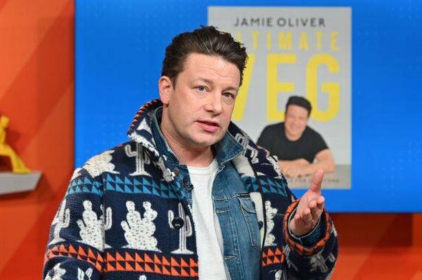 Jamie Oliver's ‘really clever’ Christmas dinner hack could save you time