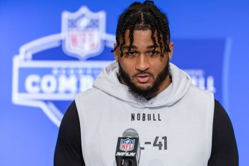 Dallas Cowboys coach reveals Marshawn Kneeland’s girlfriend is pregnant a week after NFL star’s death