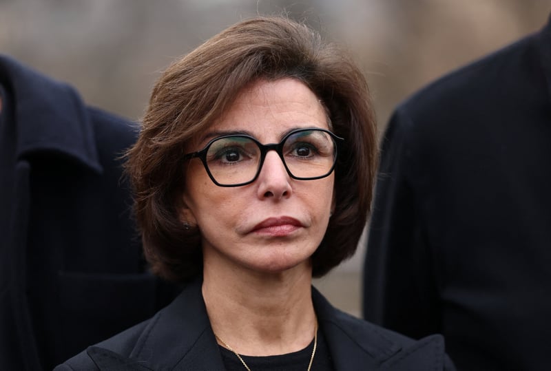 «Il y a de plus en plus de rats?» : candidate à la mairie de Paris, Rachida Dati se met en scène en tenue d’éboueur dans une vidéo de campagne