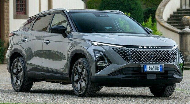 Omoda 5 SHS-H: sportivo nel look, ma confortevole ed efficiente
