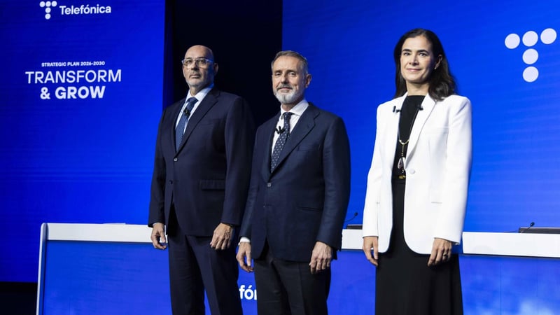 Murtra y Gayo invierten un millón de euros en comprar acciones de Telefónica tras lanzar el nuevo plan estratégico