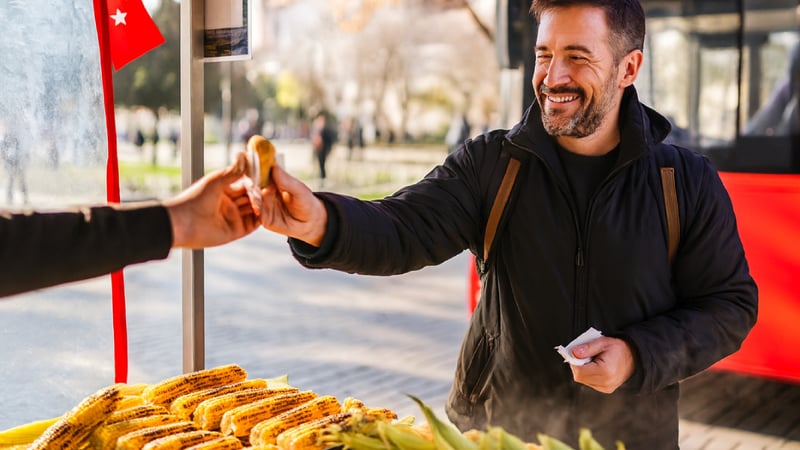 Dışarıda bu 9 yiyecek ve tatlıyı sakın yemeyin: Uzman isim tek tek sıraladı