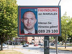 Britische Behörde deckt auf: Geldwäschering soll Putins Krieg finanzieren - und Marsalek