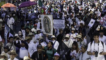 Au Mexique, 120 personnes ont été blessées lors d'une manifestation contre la politique sécuritaire du gouvernement