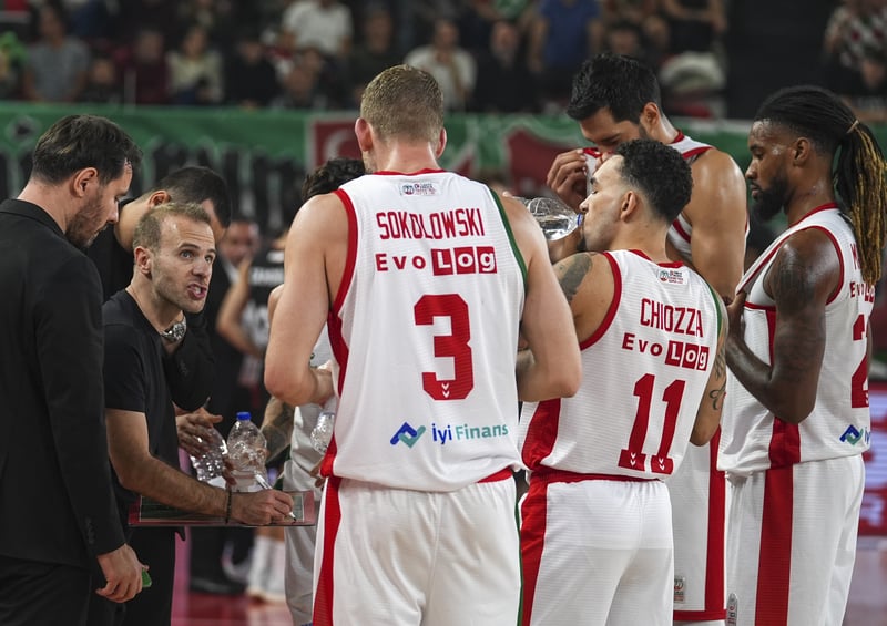 Karşıyaka kazanmayı unuttu