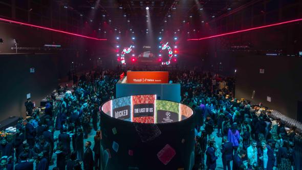 TikTok Awards 2025, la creator dell’anno è Nonna Silvi | Foto