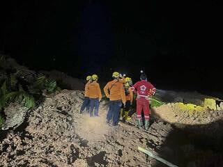 Un glissement de terrain en Indonésie fait au moins 2 morts et 21 disparus