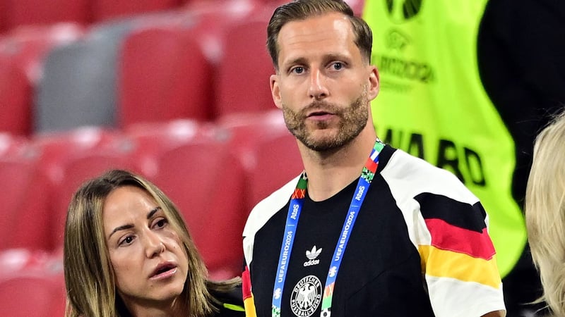 Kuriose Enthüllung - Frau von DFB-Keeper muss heimlich Burger essen