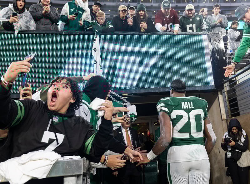 Jets thrilled Breece Hall is still their ‘Superman’ — and he’s just getting started