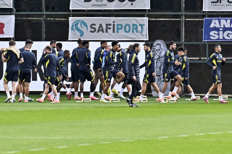 Fenerbahçe’de derbi 11’i şekillendi