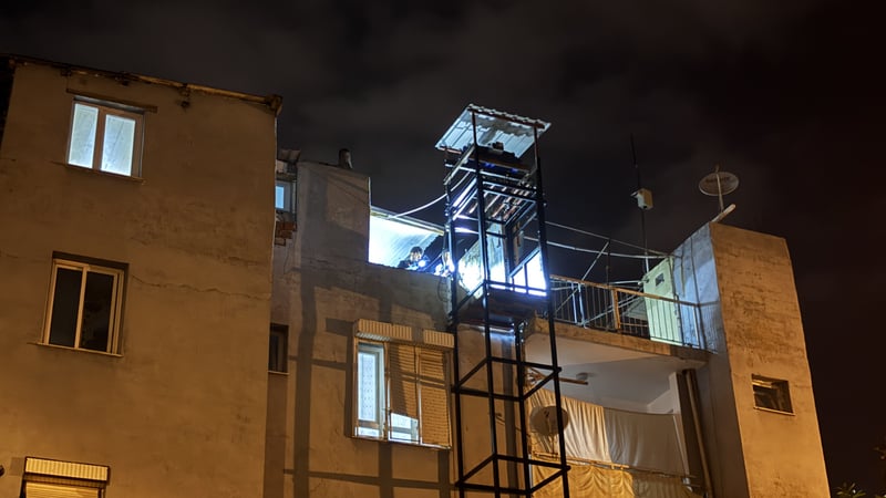 Engelli kardeşi için yaptırdığı asansörden düşen kadın yaşamını yitirdi