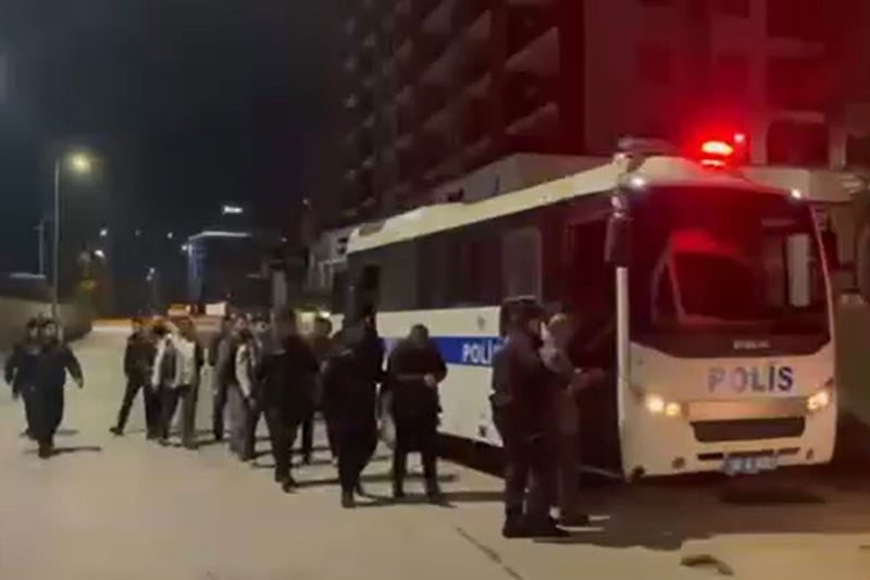 Bursa merkezli 16 ilde 'siber dolandırıcılık' operasyonu: 18 kişi tutuklandı