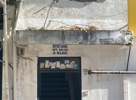 Kocaeli Darıca’da 5 katlı bina alarm verdi! Kolonlarda çatlak tespit edildi