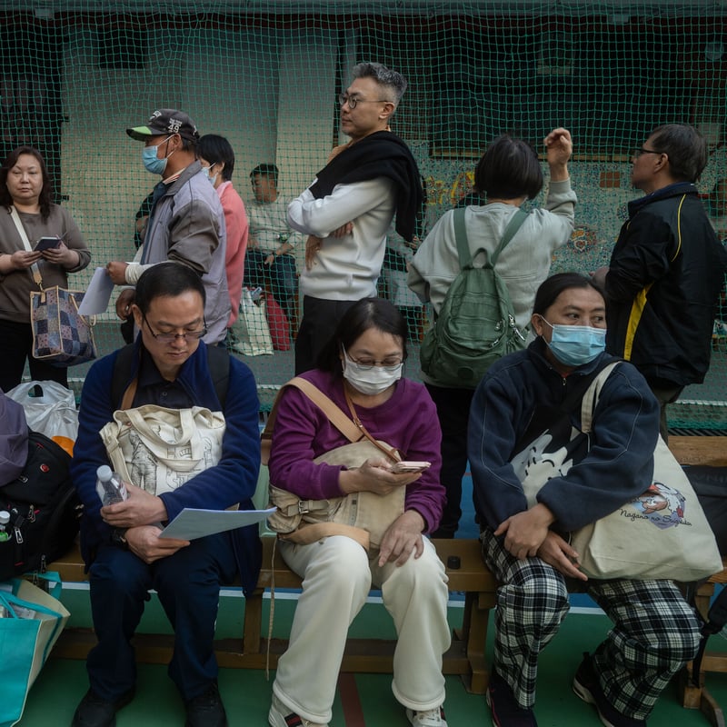 Mourners Honor Victims of Hong Kong Apartment Fire