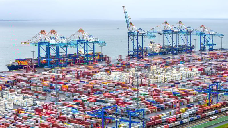 Geldsegen für Bremen, - Häfen-Zoff um Verteidigungs-Milliarden