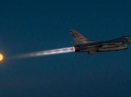 Gökyüzünün devleri: Dünyanın en çok savaş uçağı olan ülkeleri: Türkiye kaçıncı sırada?