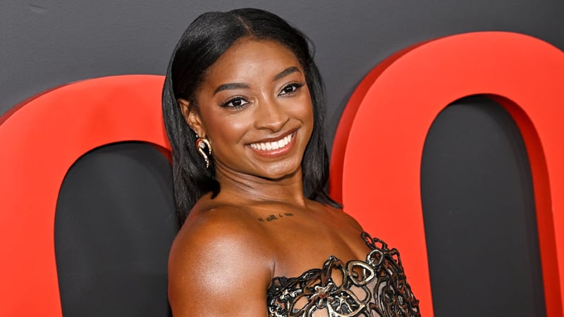 Turn-Star Biles spricht über Schönheits-OP - „Natürlich fallen die Brüste auf“