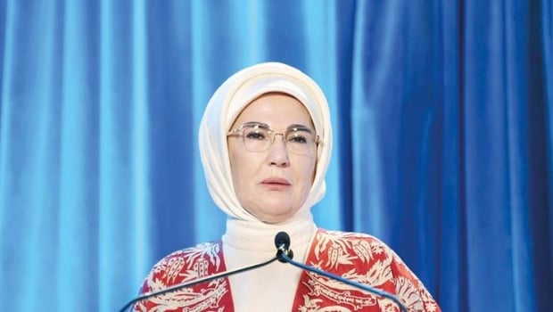 Emine Erdoğan: Çocuk hakları koşula bağlanamaz