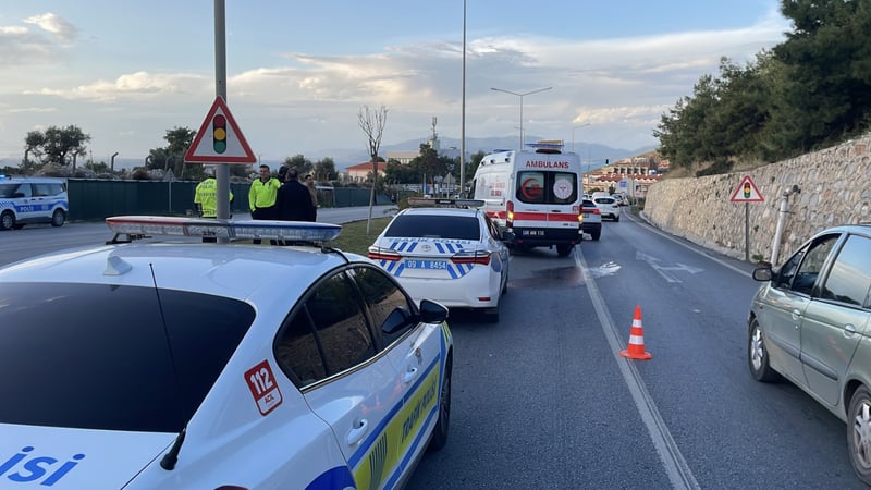 Aydın'da motosiklet devrildi: İki ölü