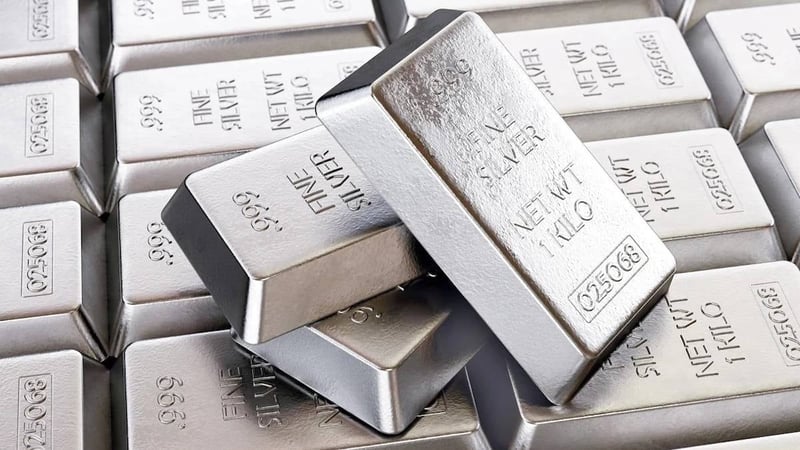 Yükselişi durdurulamıyor: Gümüş fiyatları bir rekor daha kırdı