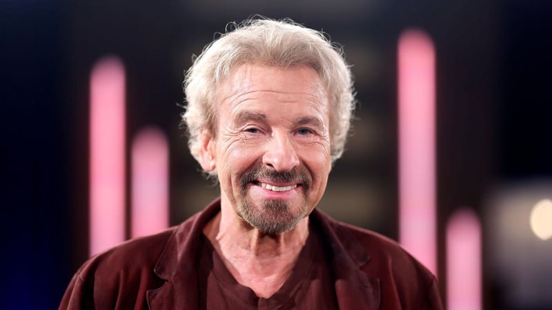"Romy"-Verleihung: Schon wieder: Thomas Gottschalk verwundert mit Bühnenauftritt