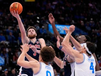 Dell'Orso scores 20 off the bench as No. 5 Arizona beats No. 15 UCLA 69-65 in Hall of Fame Series