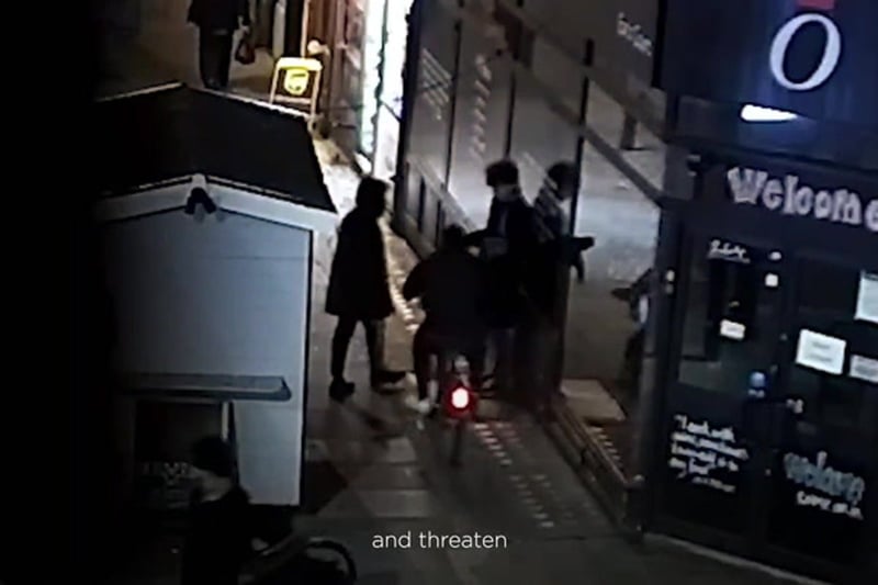 Moment police take down two knife-wielding robbers in London