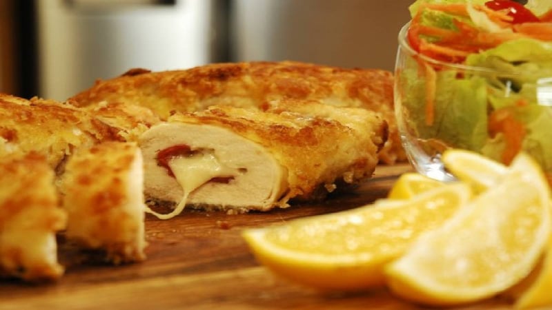 Fırında Tavuk Sarma: İmza yemeğinin olacak, her gelen misafir bu lezzeti isteyecek