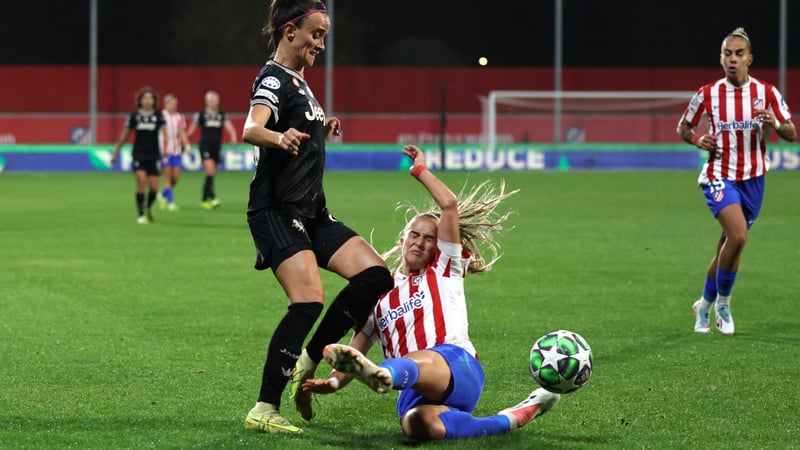 Atletico Madrid oyuncusu travmatik beyin hasarı geçirdi, yardımcı hakem hemen müdahale etti