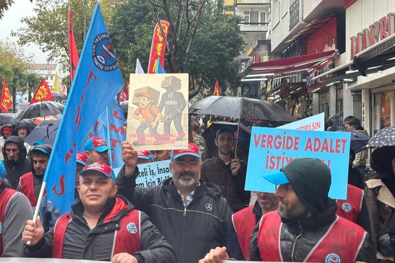 Kamu emekçileri Bursa’da alana çıktı: Halk için bütçe